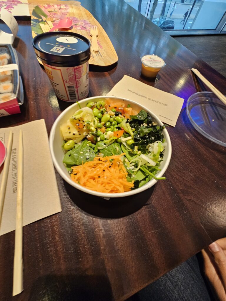 Poke bowl en itsu.