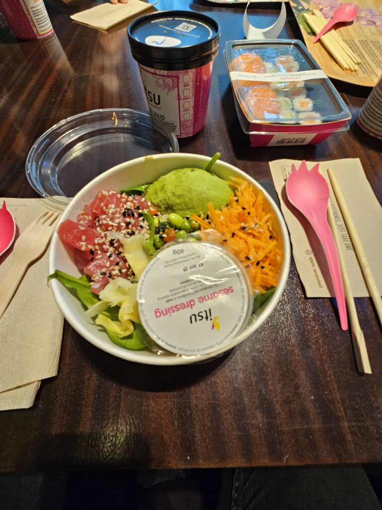 Poke bowl en itsu.