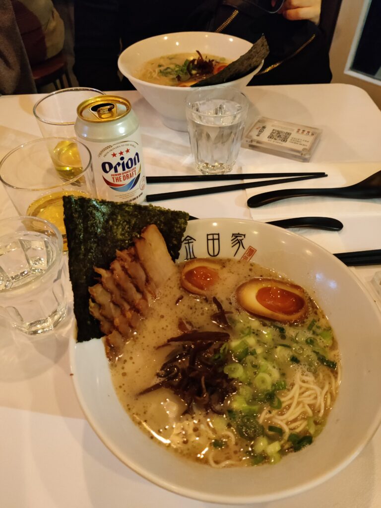 Plato de Ramen de Kanada-ya, restaurante japonés en Covent Garden